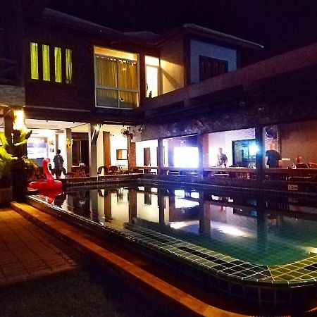 Billabong Hostel Баан-Тай Екстер'єр фото